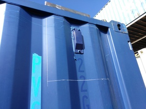 shipping-container-vent-install-02