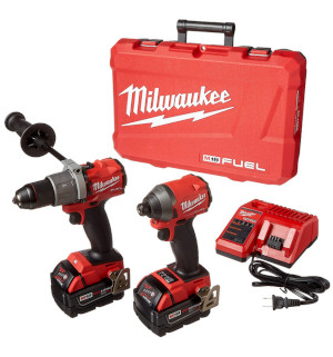 Milwaukee Impact Drill Kit