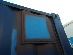 shipping-container-vent-install-08
