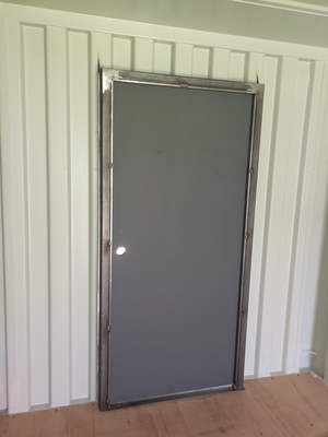 shipping-container-man-door-31